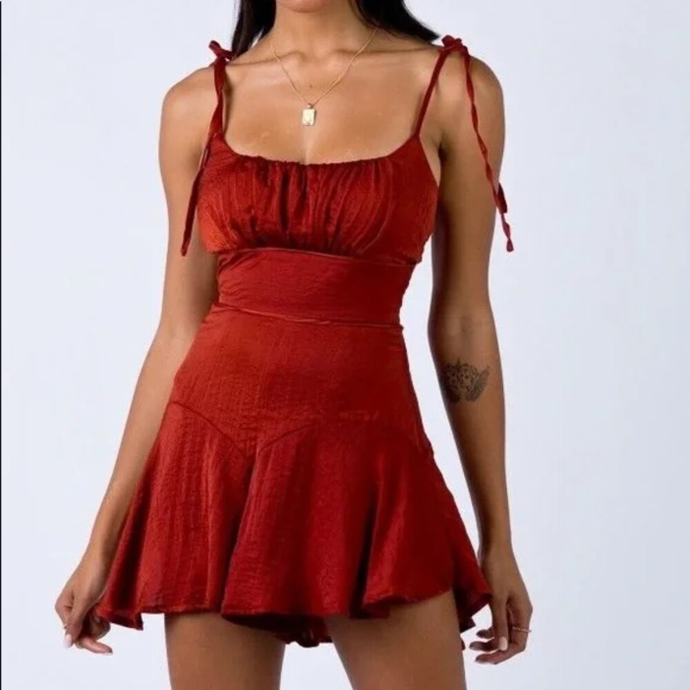 Burgundy Wide Leg Spaghetti Strap Tie Romper Sz S